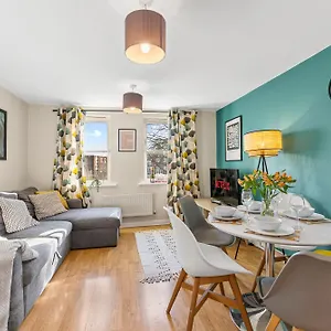 Designer - Great Location! United Kingdom